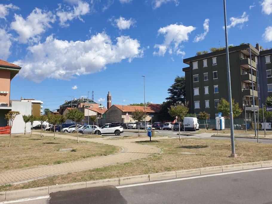 Casa Zuccherino Rho Buitenkant foto